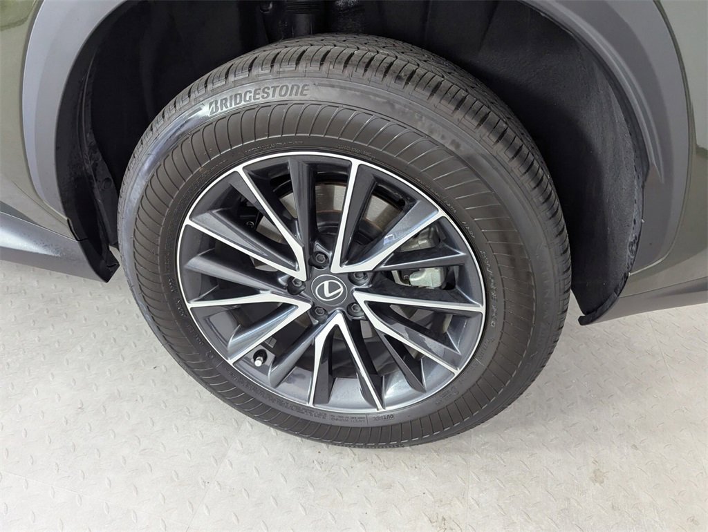 Used 2024 Lexus NX 250 FWD w/ Premium Package image 17