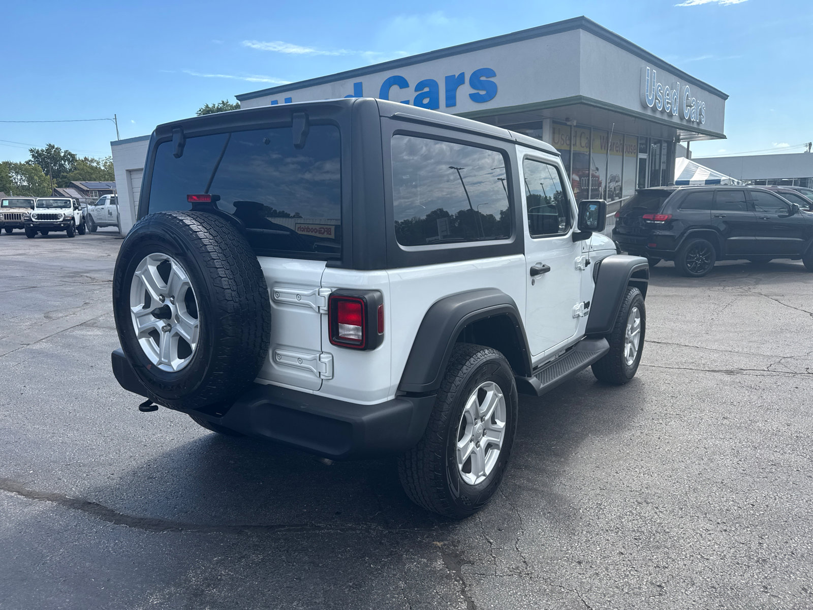 Used 2021 Jeep Wrangler Sport S AWD/4WD image 5