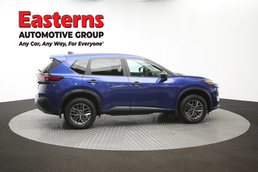 Used 2023 Nissan Rogue S AWD/4WD image 44