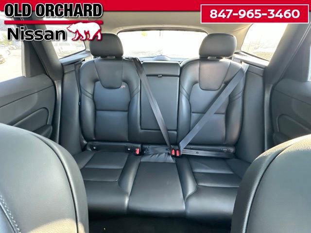 Used 2025 Volvo XC60 B5 Core AWD/4WD image 10