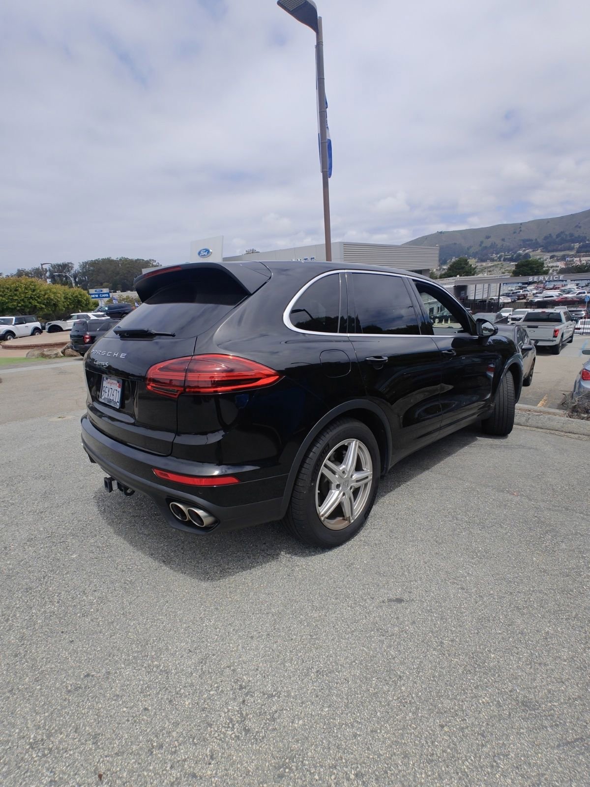 Used 2015 Porsche Cayenne S AWD/4WD image 7