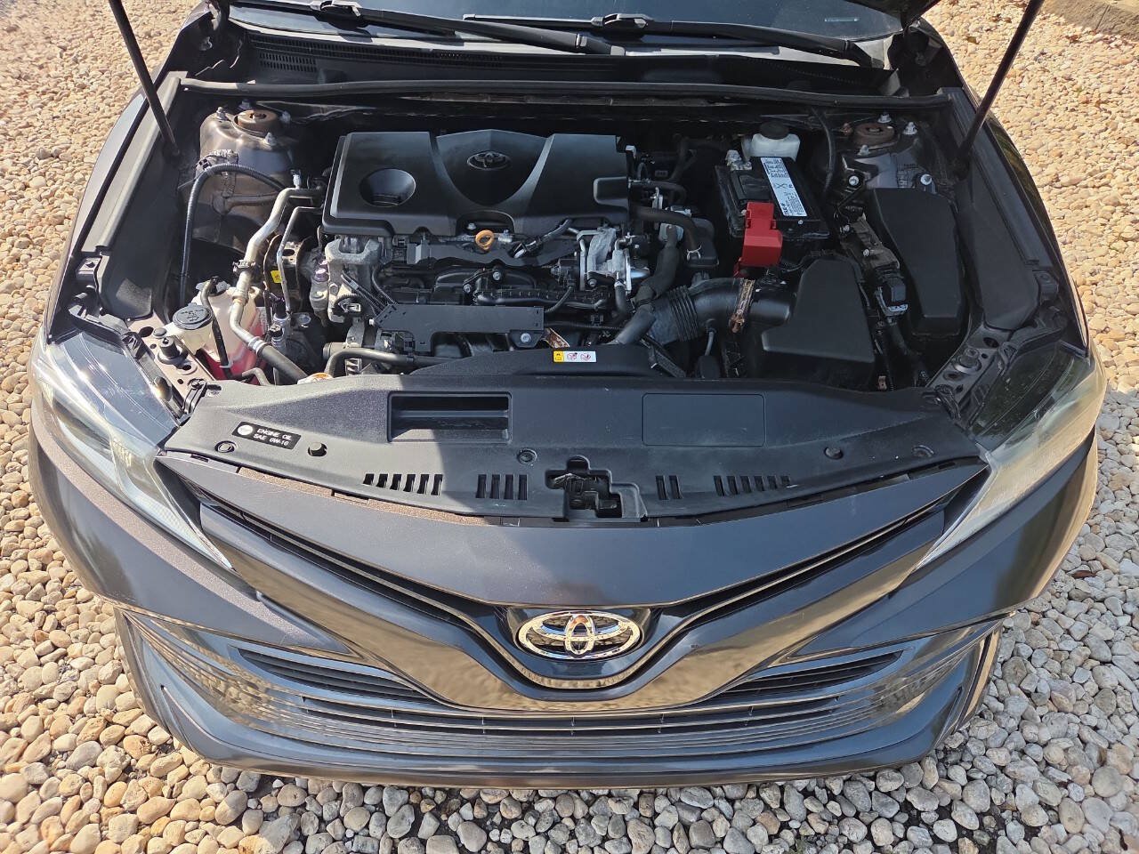 Used 2019 Toyota Camry LE FWD image 16