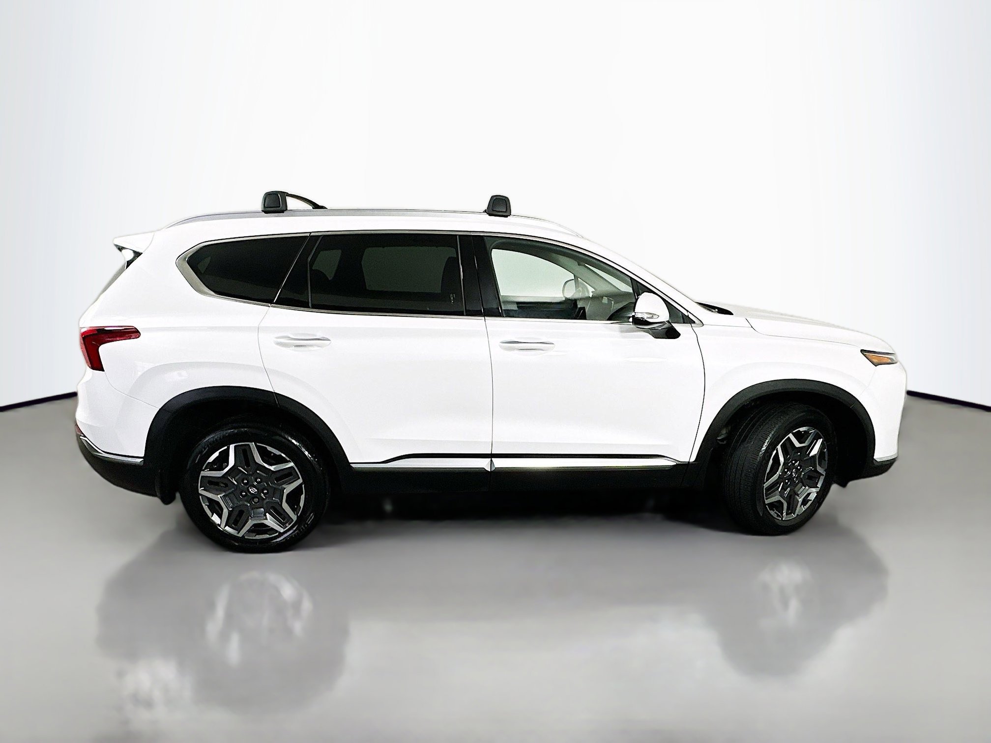 Used 2022 Hyundai Santa Fe SEL Premium w/ Cargo Package image 8
