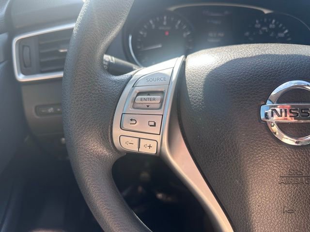 Used 2016 Nissan Rogue S AWD/4WD image 22