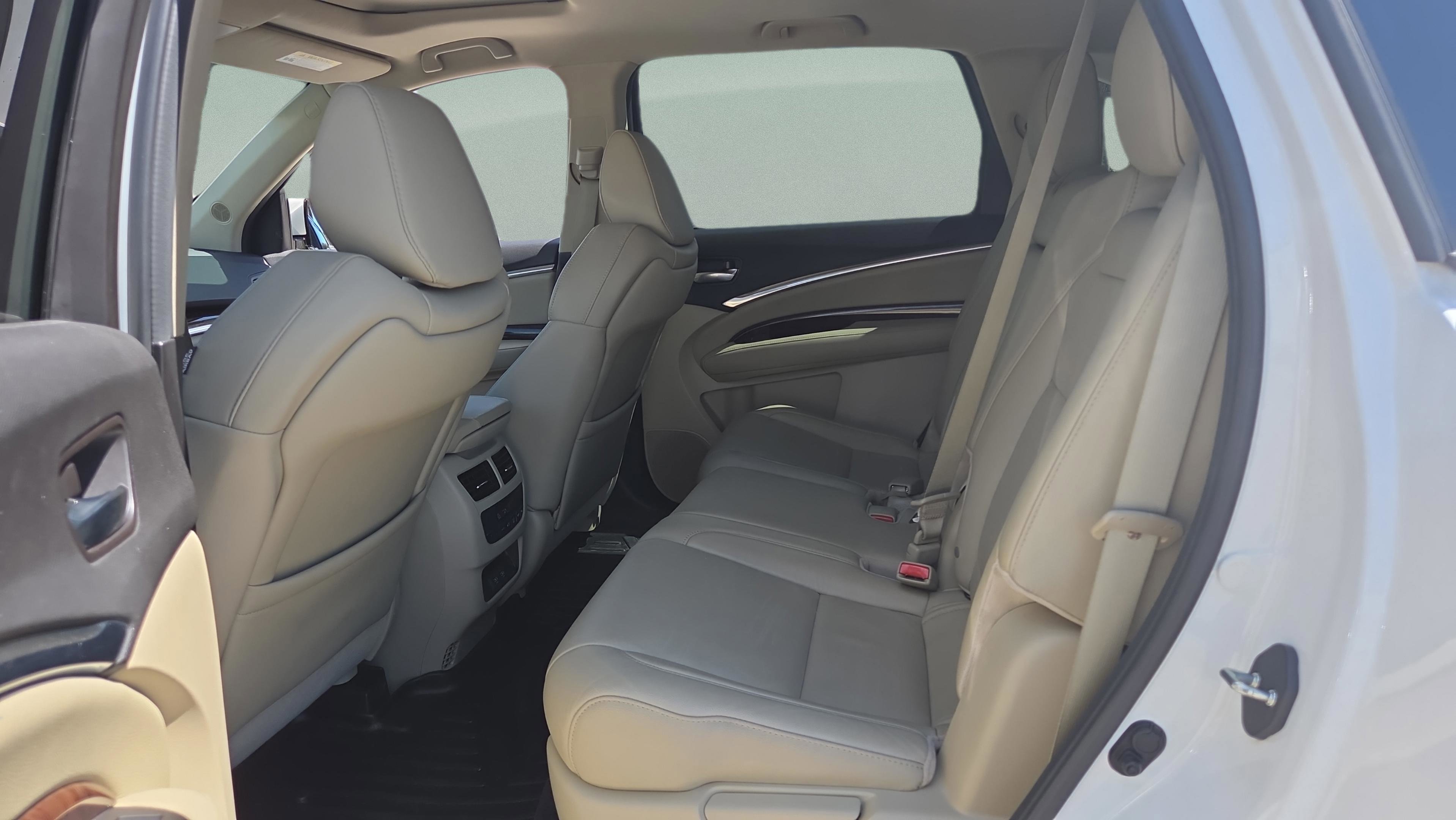 Used 2018 Acura MDX SH-AWD w/ Technology Package image 11