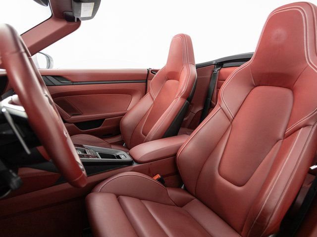 Certified 2023 Porsche 911 Carrera GTS image 5