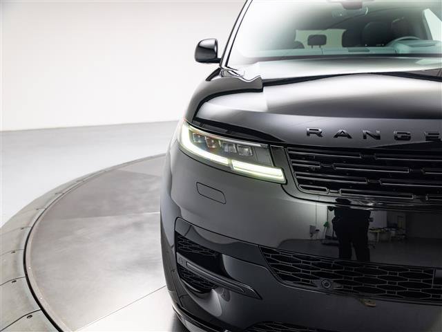 Used 2025 Land Rover Range Rover Sport Dynamic SE AWD/4WD image 10
