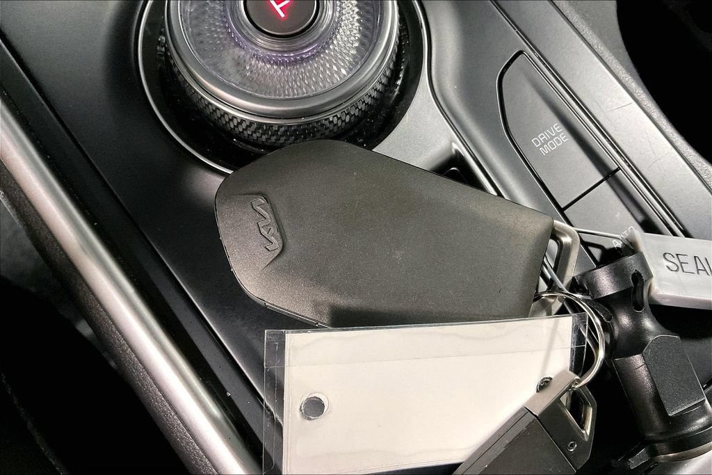 Used 2026 Kia Carnival LXS FWD image 12
