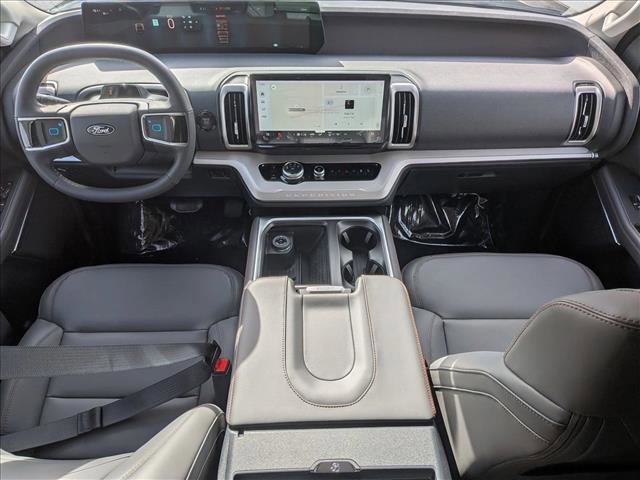 New 2025 Ford Expedition Active AWD/4WD image 15