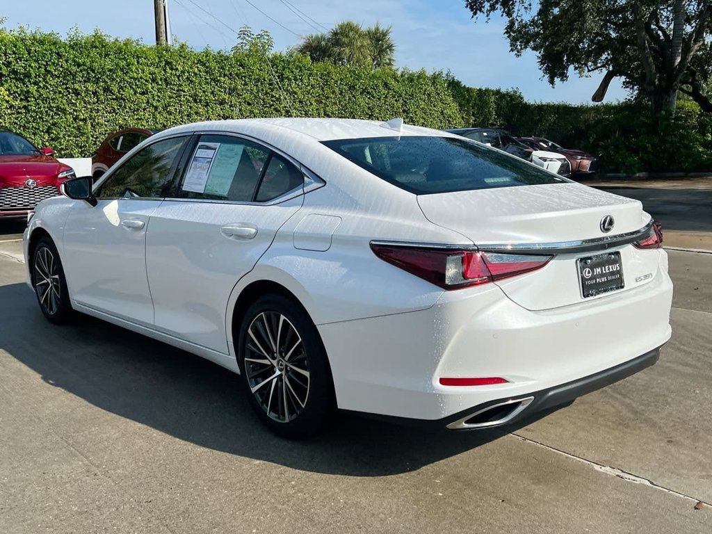 Certified 2025 Lexus ES 350 w/ Premium Package FWD image 5