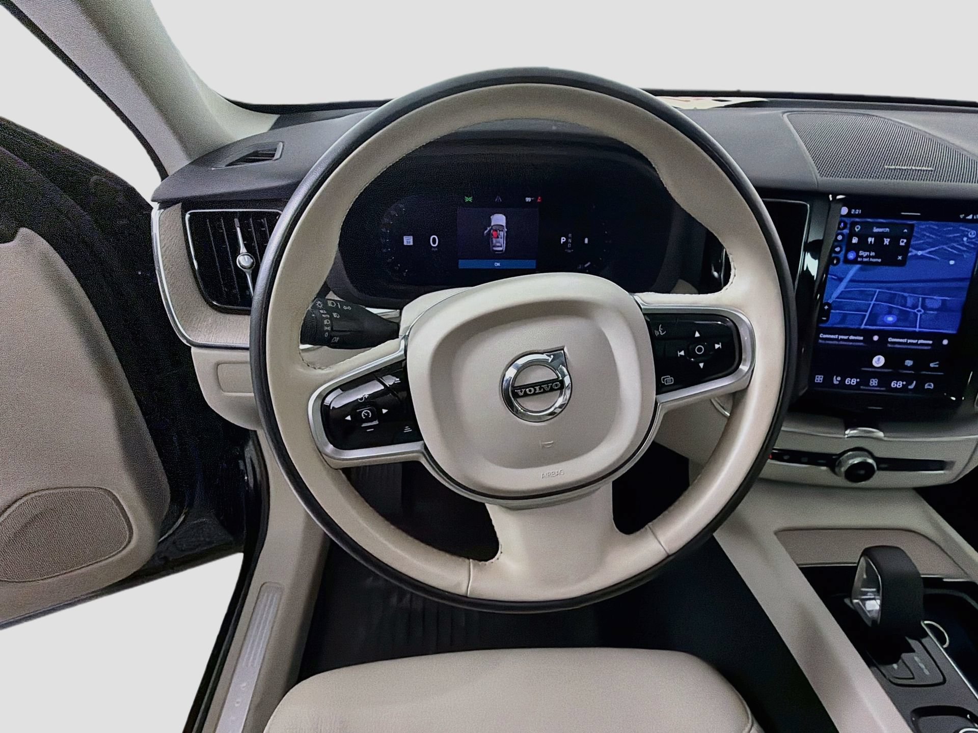 Certified 2023 Volvo XC60 B5 Plus w/ Protection Package Premier FWD image 11