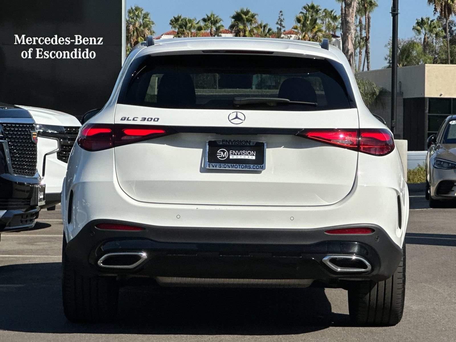 Used 2026 Mercedes-Benz GLC 300 image 4
