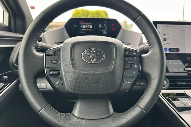 Certified 2025 Toyota bZ4X FWD image 28