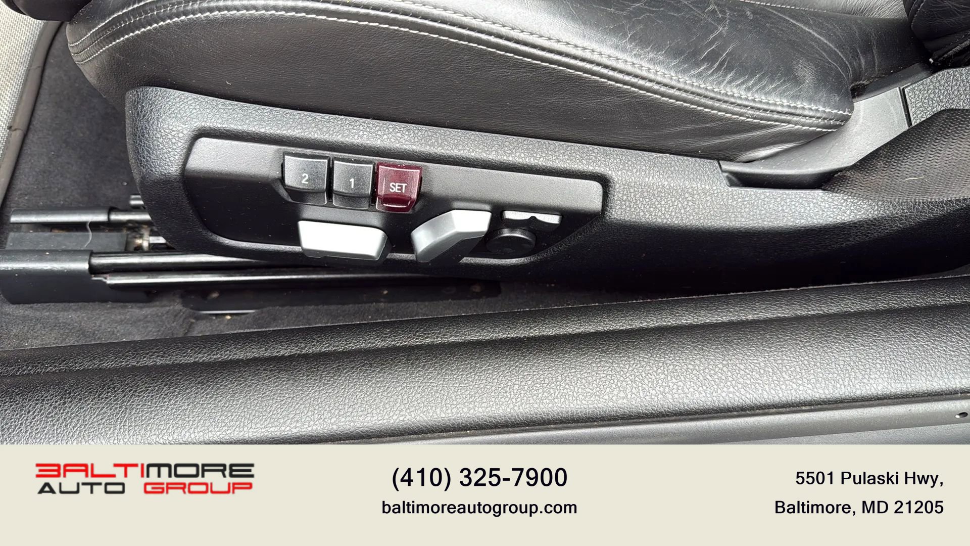 Used 2017 BMW M4 Convertible w/ Competition Package image 30