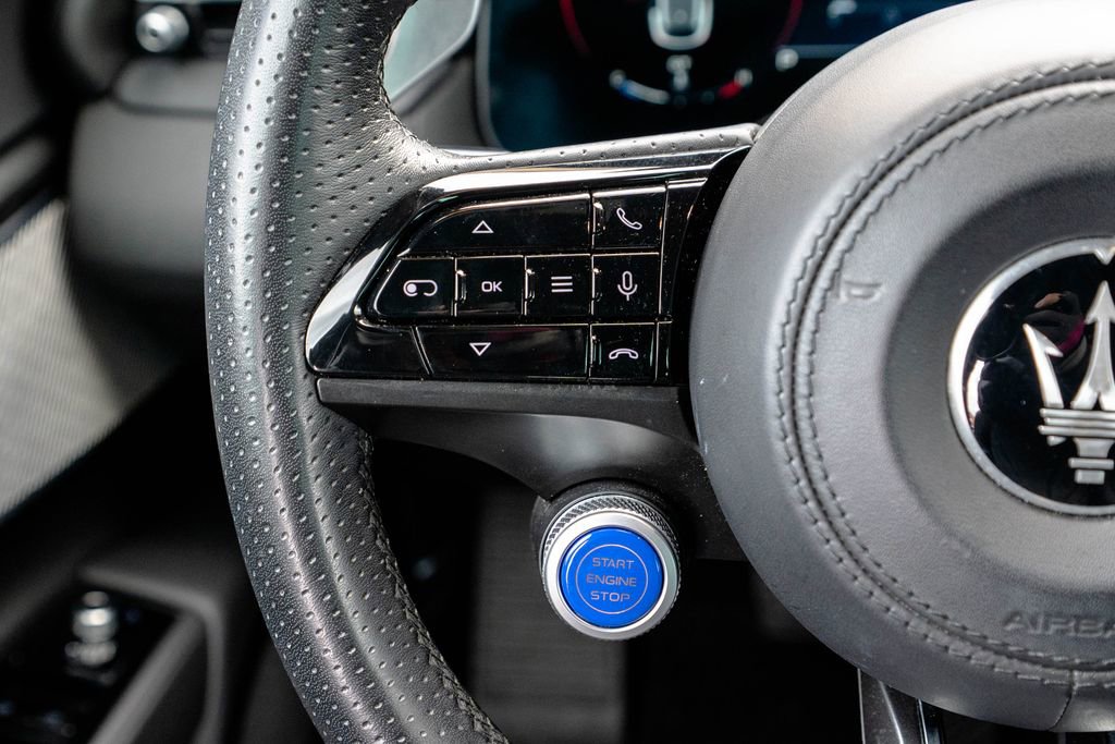 Used 2024 Maserati Grecale GT image 16