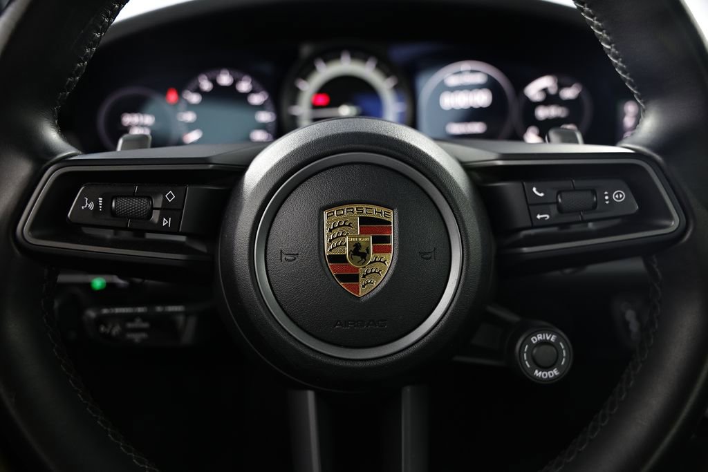 Certified 2021 Porsche 911 Carrera RWD image 33