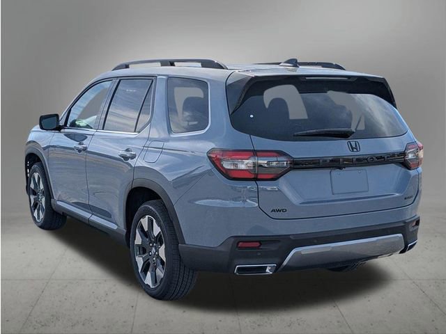 New 2026 Honda Pilot Touring image 3