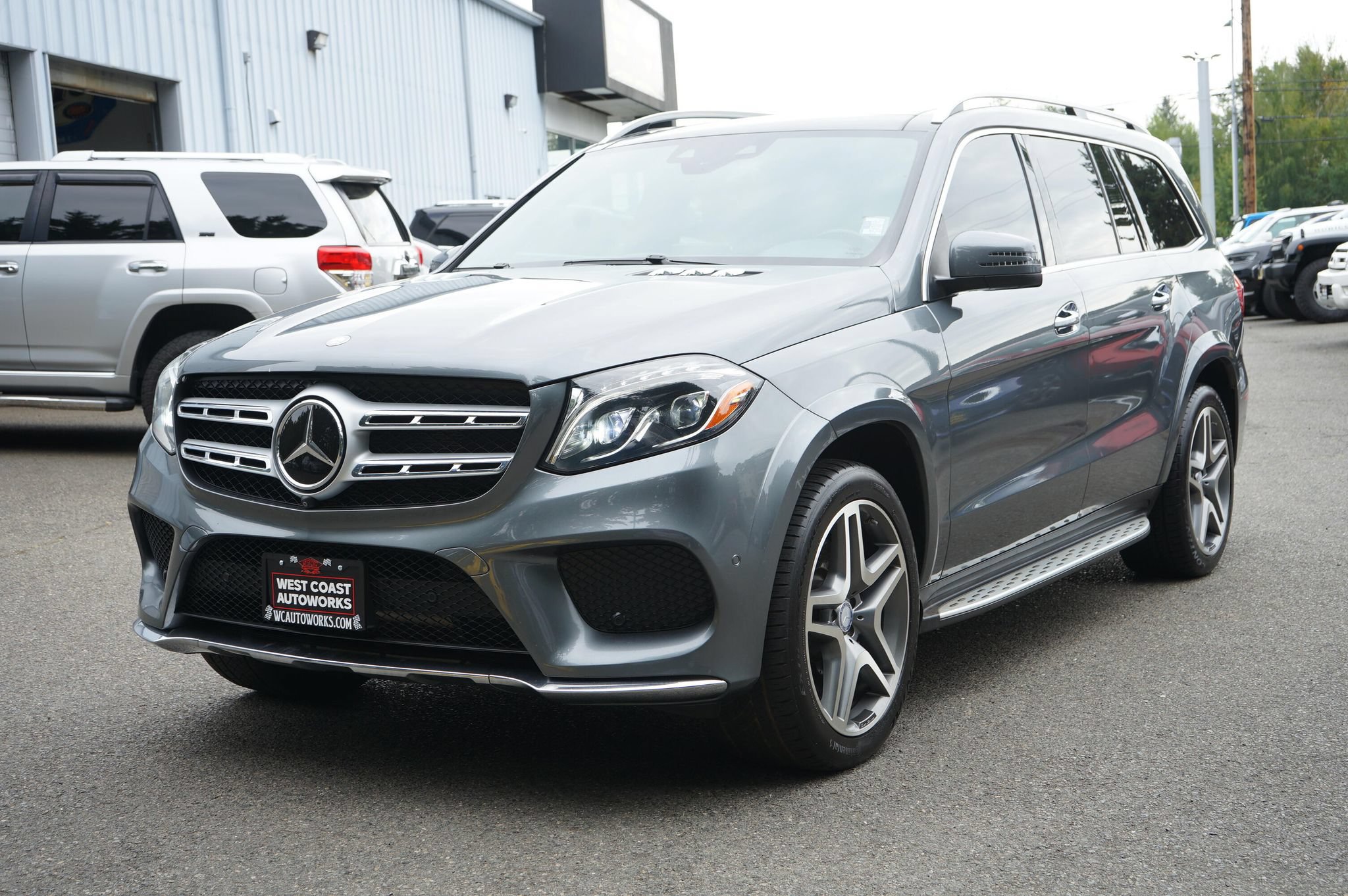 Used 2017 Mercedes-Benz GLS 550 4MATIC image 1