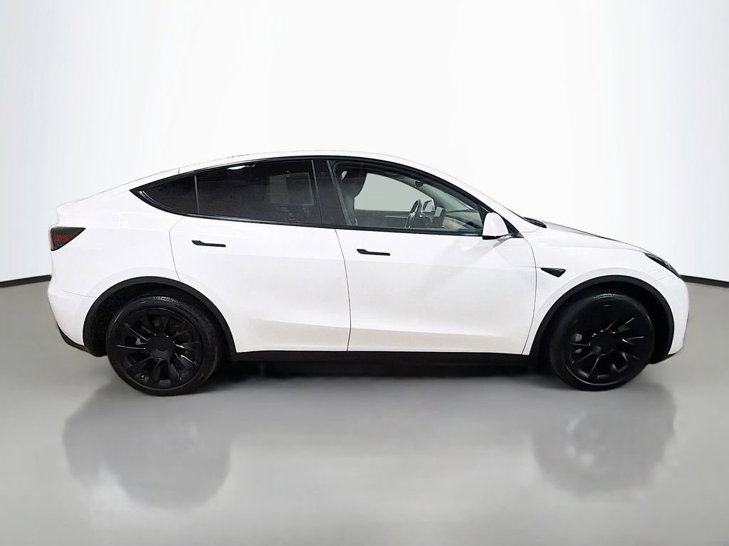Used 2023 Tesla Model Y Long Range AWD/4WD image 11