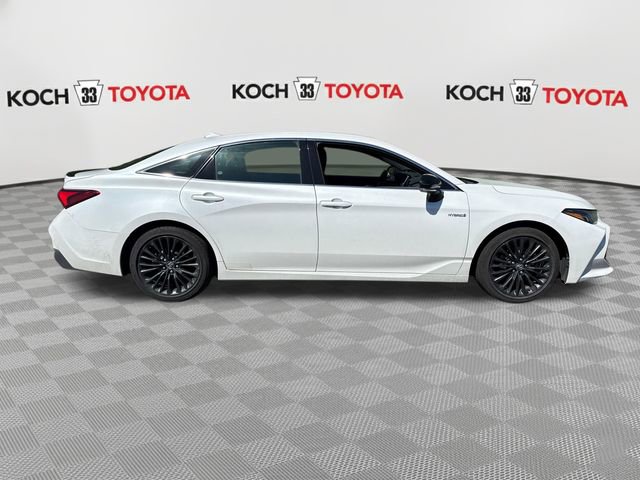 Used 2020 Toyota Avalon XSE w/ All Weather Liner Package FWD image 9