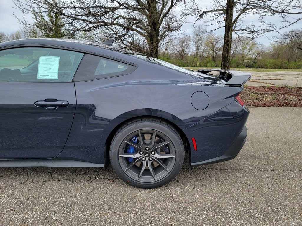 New 2025 Ford Mustang Dark Horse image 10