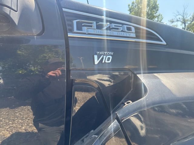 Used 2016 Ford F750 2WD Regular Cab Super Duty image 9