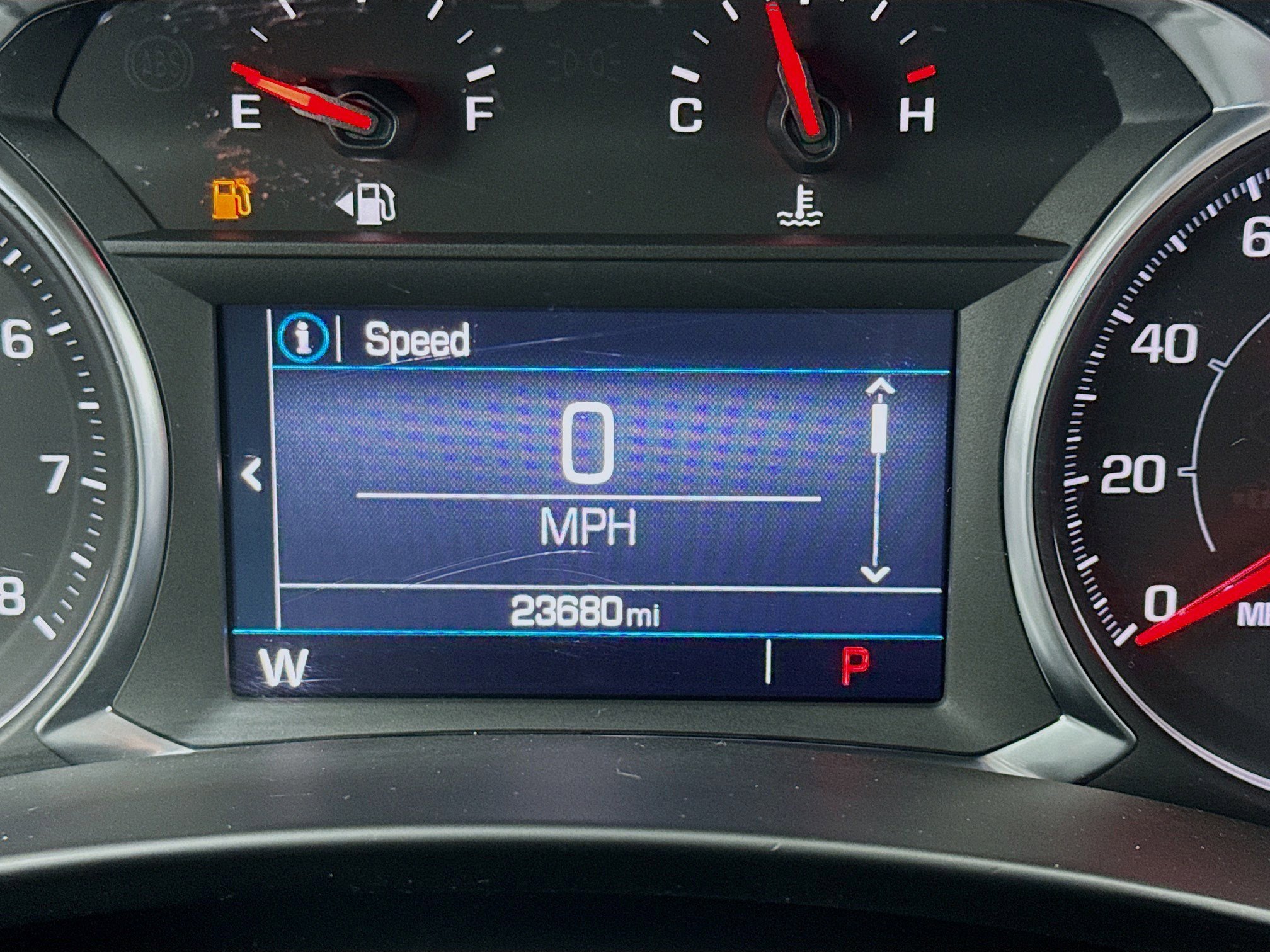 Used 2024 GMC Terrain SLE w/ Driver Convenience Package FWD image 8