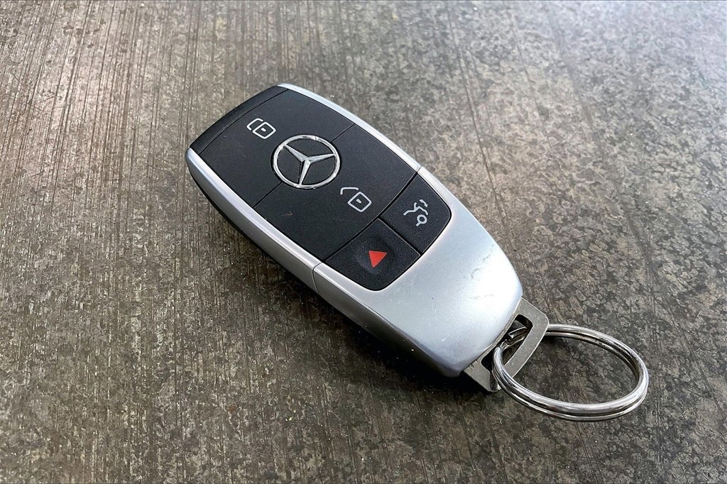 Used 2019 Mercedes-Benz C 300 C 300 image 11