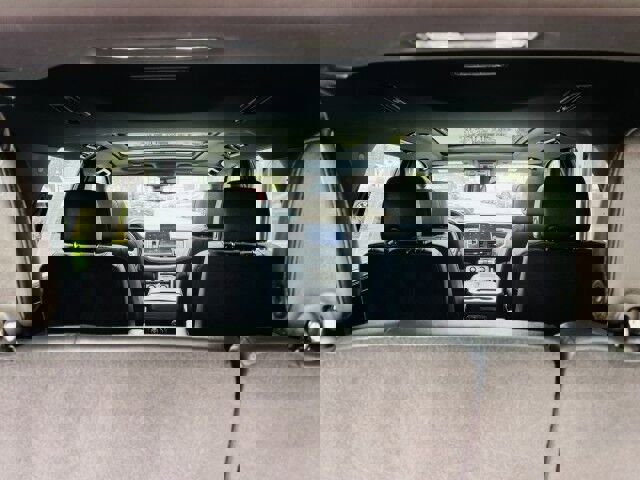 Used 2024 Chevrolet Tahoe Z71 w/ Luxury Package image 23