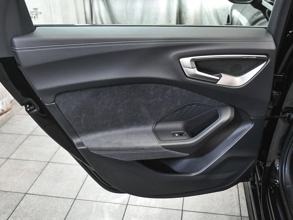 Used 2025 Audi S5 Premium Plus w/ Premium Plus Package AWD/4WD image 15