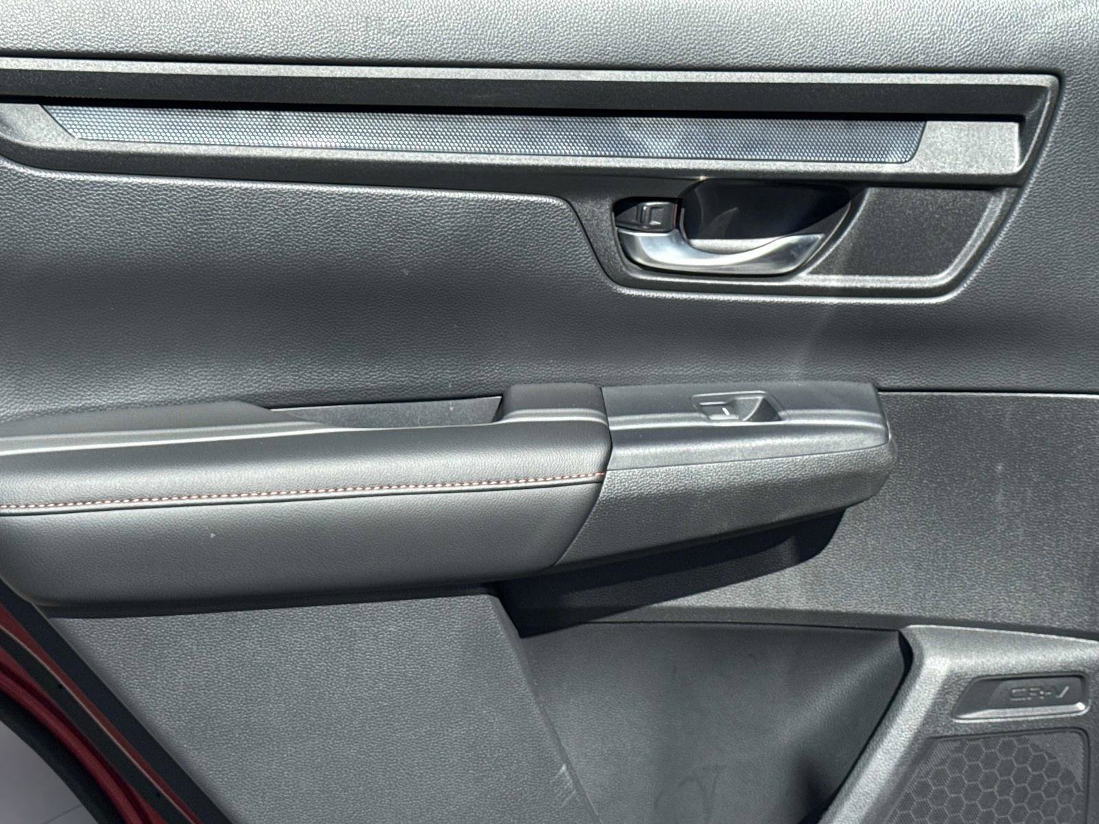 Certified 2025 Honda CR-V Sport image 12