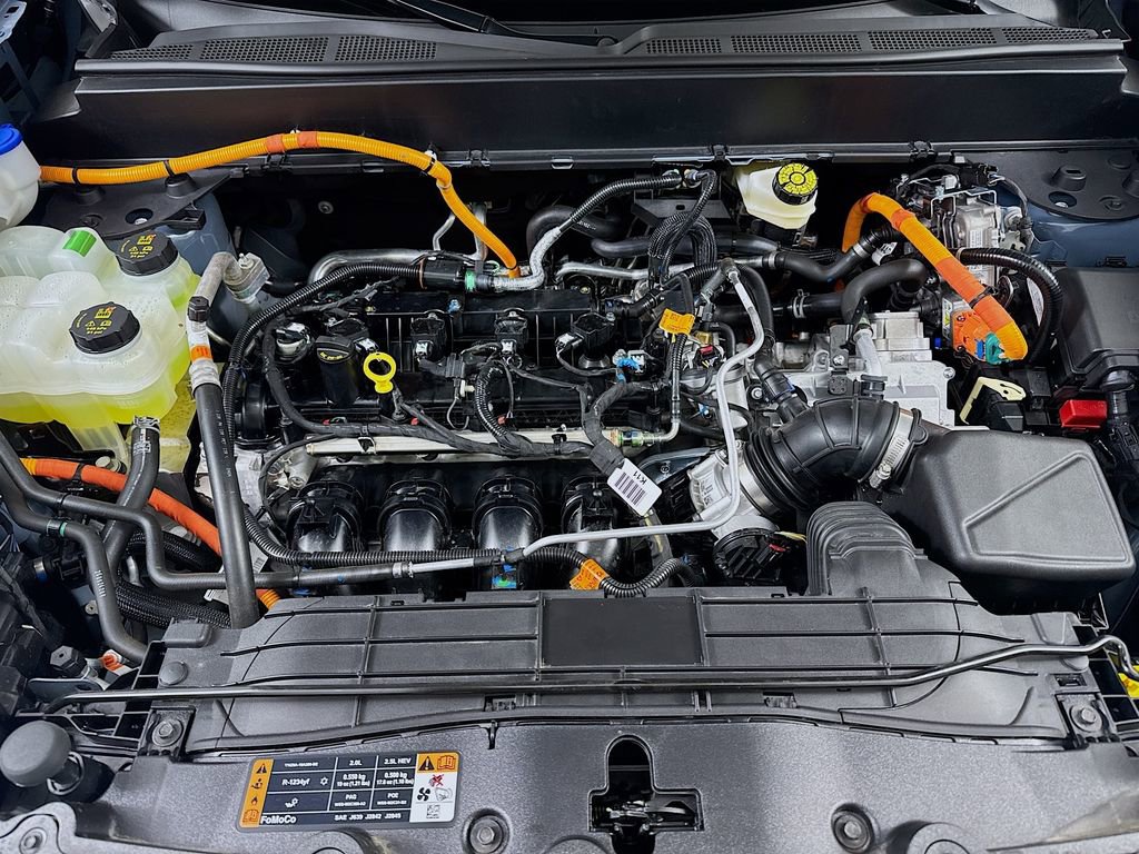 Used 2024 Ford Maverick Lariat w/ Black Appearance Package image 28