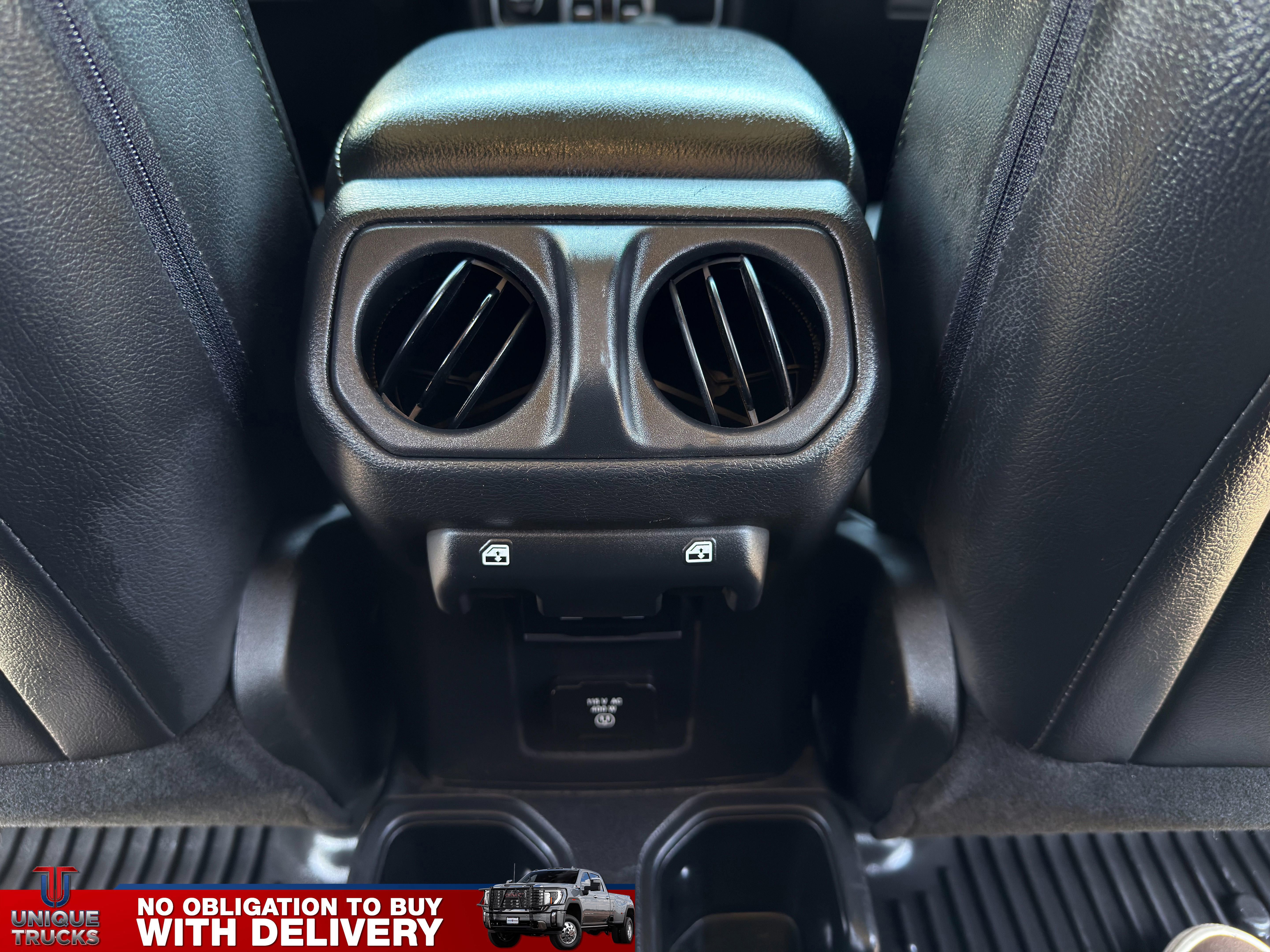 Used 2021 Jeep Gladiator Willys AWD/4WD image 36
