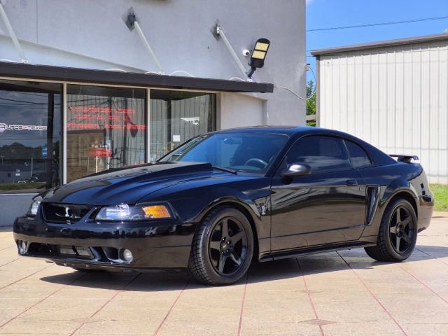 Used 2001 Ford Mustang Cobra RWD image 3