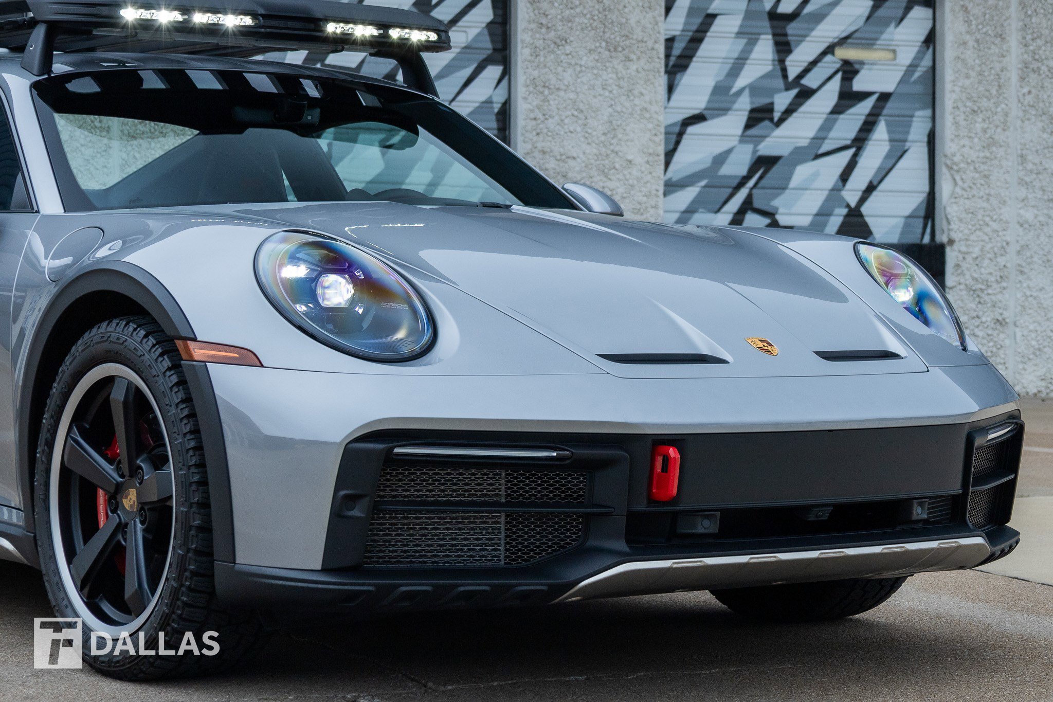 Used 2024 Porsche 911 Dakar AWD/4WD image 2