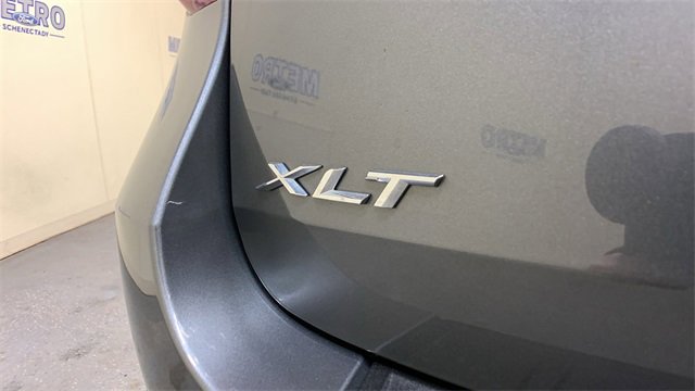 Used 2023 Ford Explorer XLT image 19