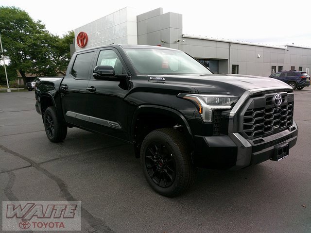 New 2025 Toyota Tundra Platinum video 1