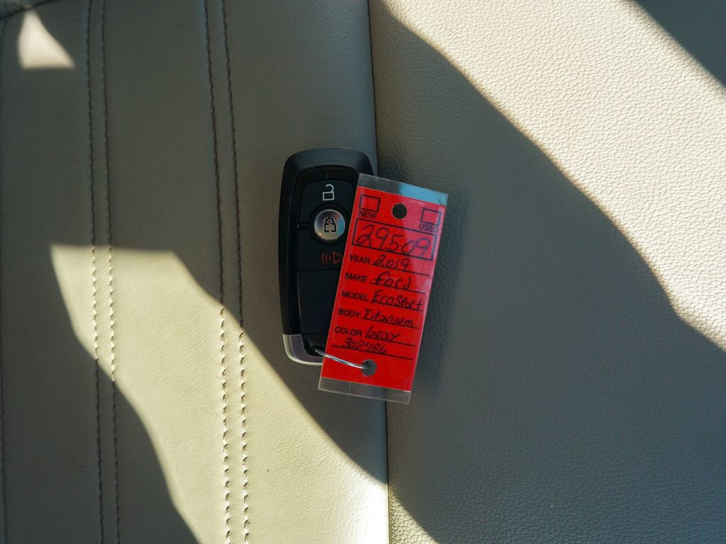 Used 2019 Ford EcoSport Titanium FWD image 30
