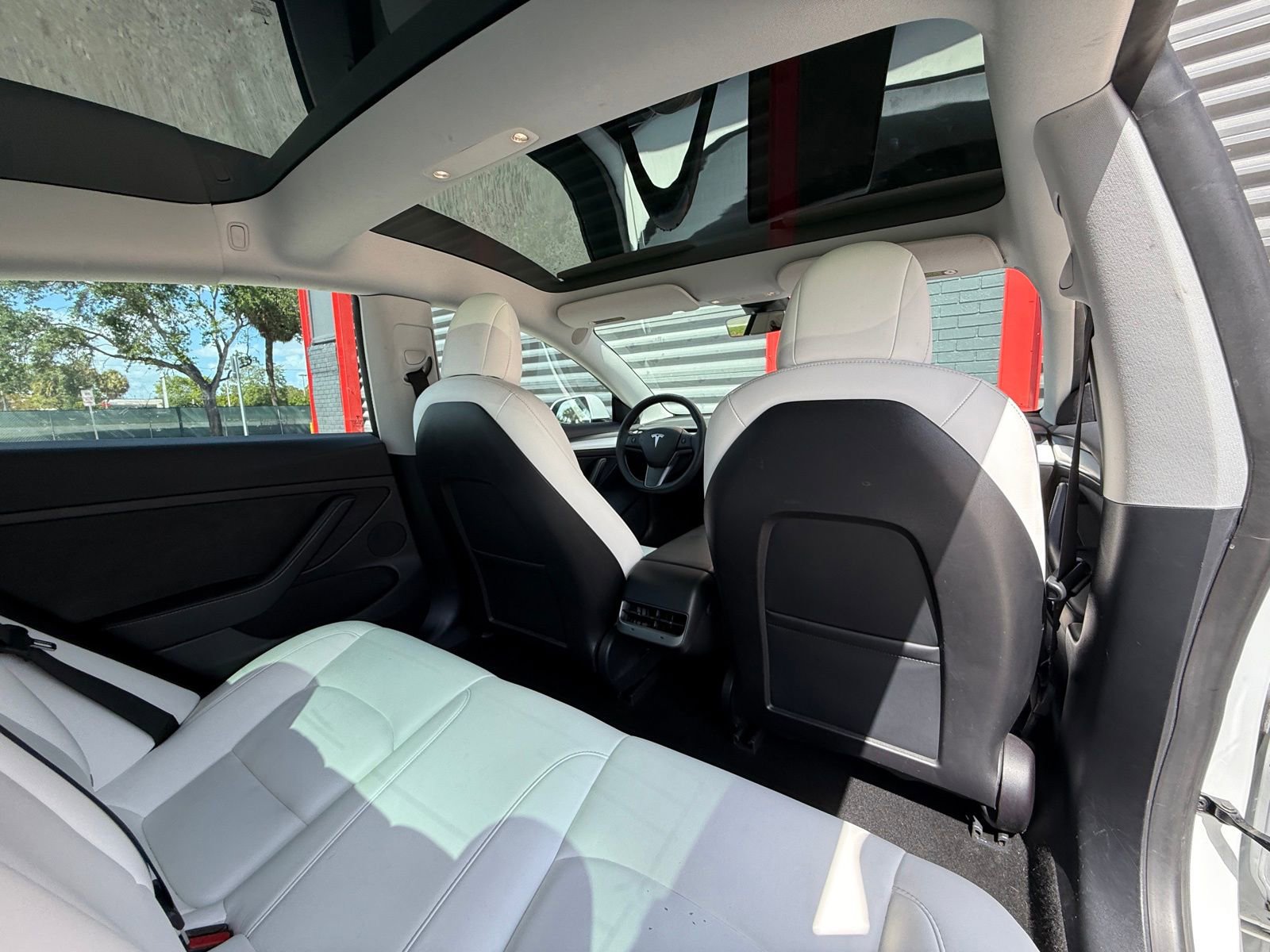 Used 2021 Tesla Model 3 Performance AWD/4WD image 18