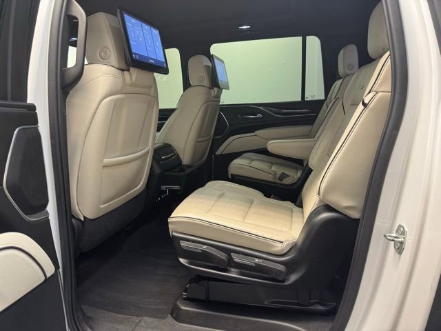 Used 2021 Cadillac Escalade ESV Sport image 31