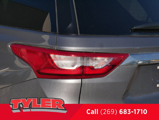 Used 2021 Chevrolet Traverse LT AWD/4WD image 11