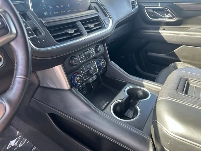 Used 2023 Chevrolet Suburban Premier image 11