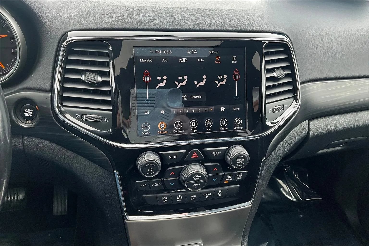 Used 2021 Jeep Grand Cherokee Laredo X AWD/4WD image 21
