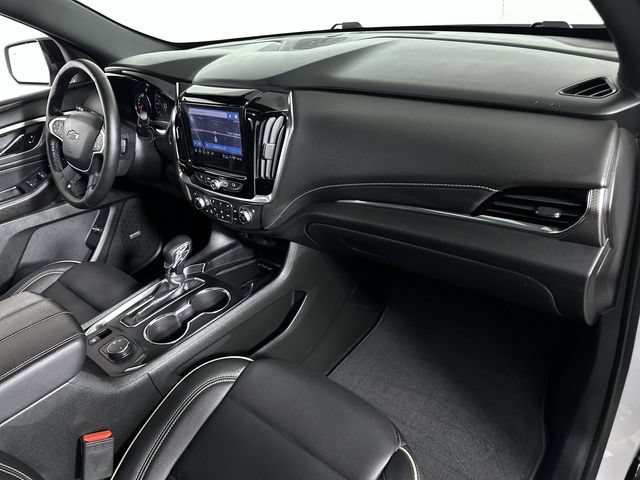 Used 2023 Chevrolet Traverse Premier w/ Redline Edition FWD image 30