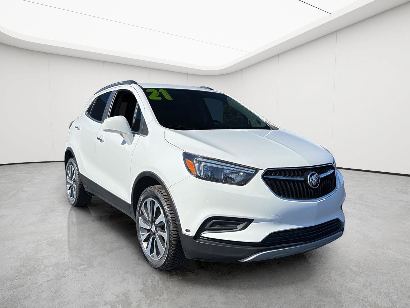 Used 2021 Buick Encore Preferred AWD/4WD image 30