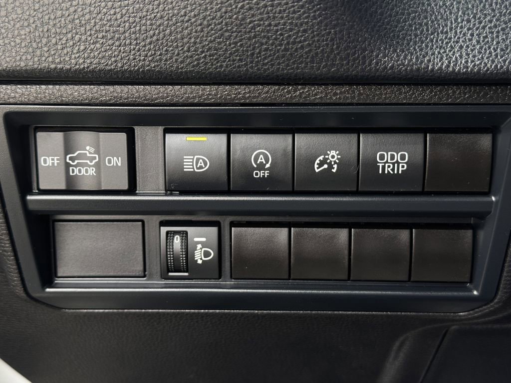 Used 2024 Toyota Tundra SR5 w/ SR5 Premium Package image 23