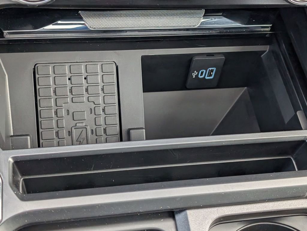 New 2025 Ford F250 Lariat w/ Lariat Ultimate Package image 29