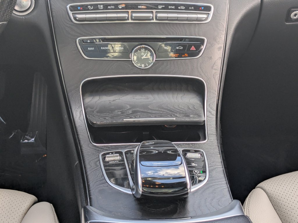 Used 2015 Mercedes-Benz C 300 4MATIC Sedan image 6
