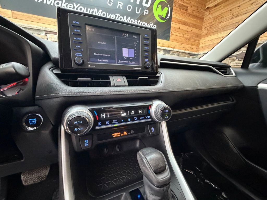 Used 2022 Toyota RAV4 XLE image 18