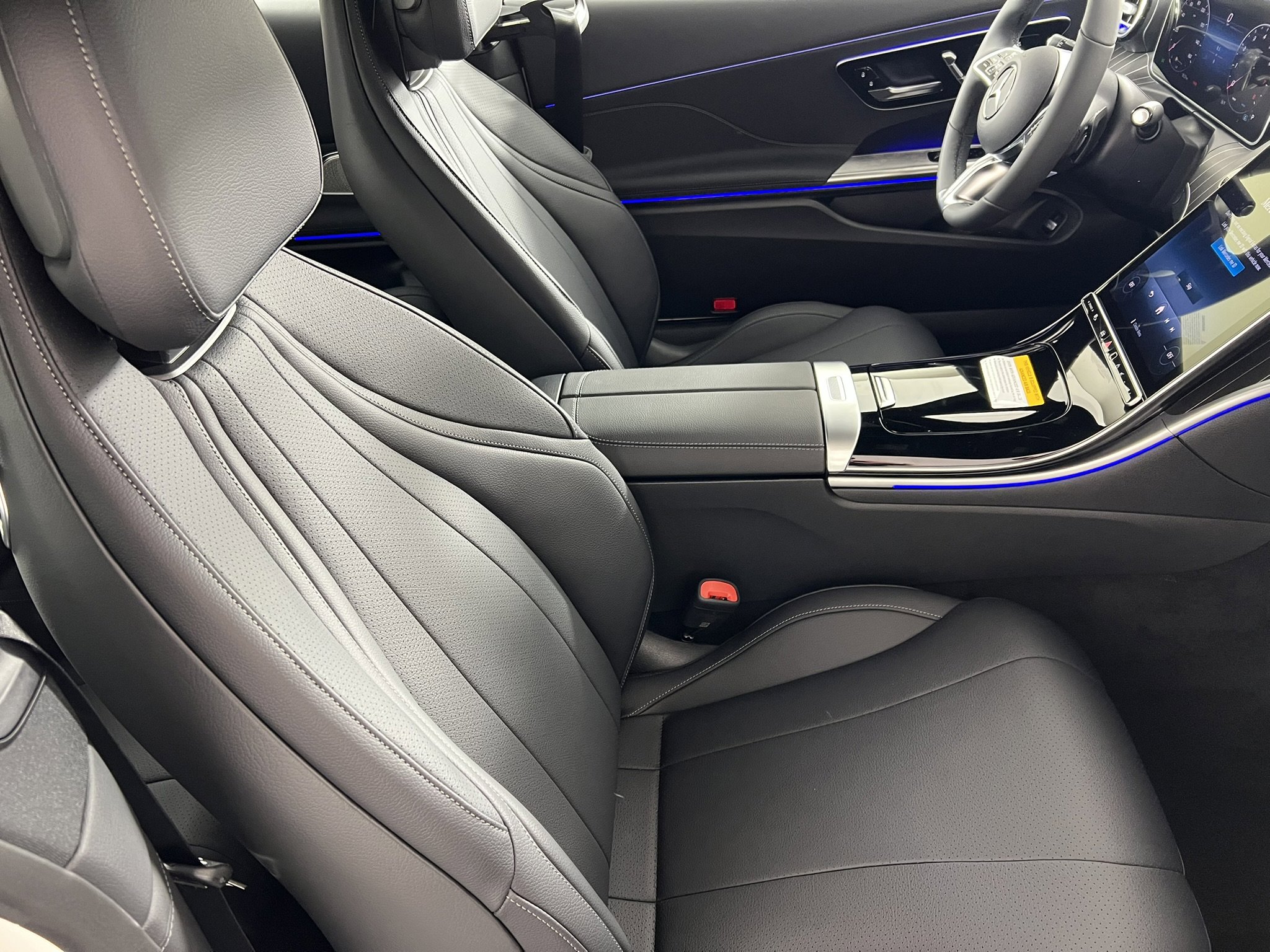 New 2026 Mercedes-Benz CLE 300 4MATIC Coupe image 24